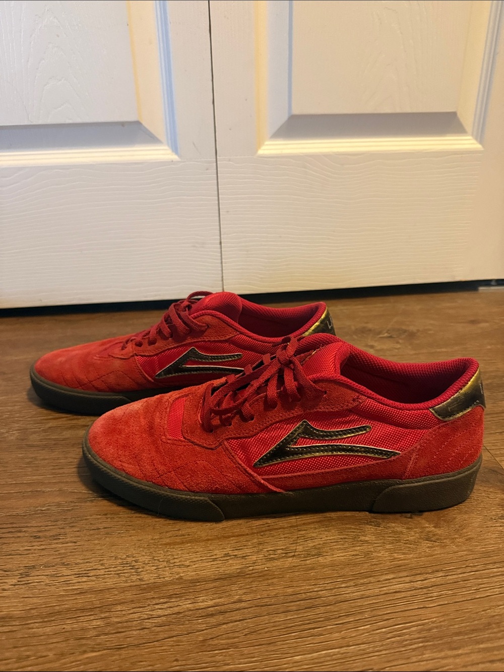 Men's Red Suede Low-Top Sneakers